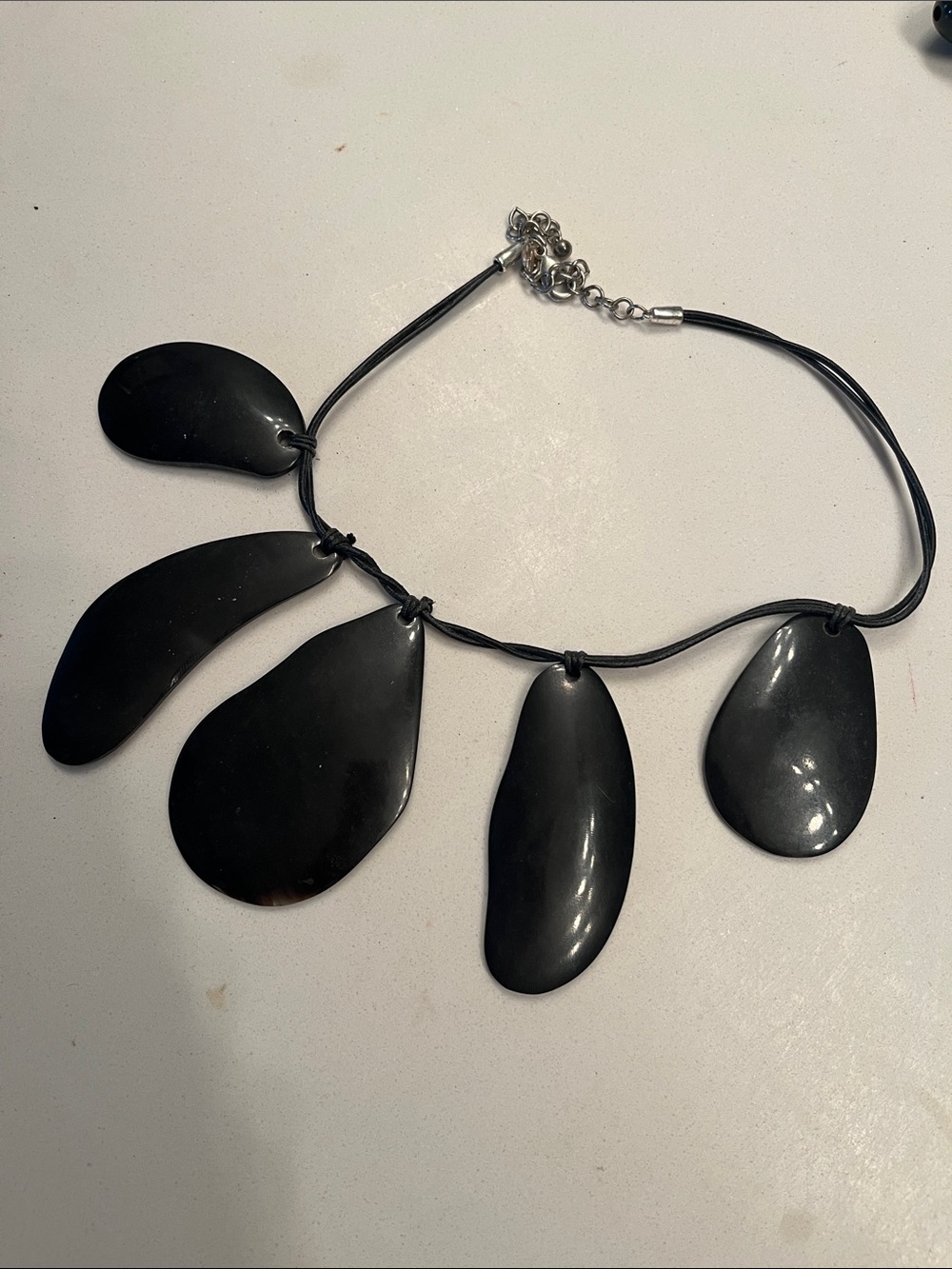 Primal Teardrop Pendant Necklace